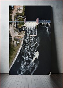 Πίνακας, Aerial View of Dam and Water Flow Εναέρια άποψη του φράγματος και της ροής νερού