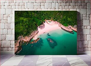 Πίνακας, Aerial View of Secluded Beach Αεροφωτογραφία της Απομονωμένης Παραλίας