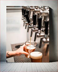 Πίνακας, Beer Pouring from Tap Χύσιμο μπύρας από βρύση