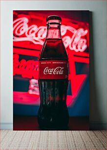 Πίνακας, Coca-Cola Bottle with Neon Sign Μπουκάλι Coca-Cola με φωτεινή επιγραφή