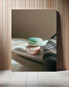 Πίνακας, Colorful Macarons on Plate Πολύχρωμα μακαρόν στο πιάτο