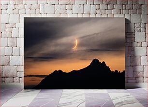 Πίνακας, Crescent Moon Over the Mountains Ημισέληνος πάνω από τα βουνά