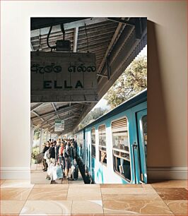 Πίνακας, Crowded Train Station at Ella Πολυσύχναστος σιδηροδρομικός σταθμός στο Ella