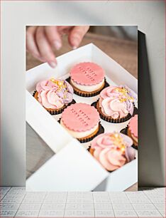 Πίνακας, Decorative Cupcakes in Box Διακοσμητικά Cupcakes σε Κουτί