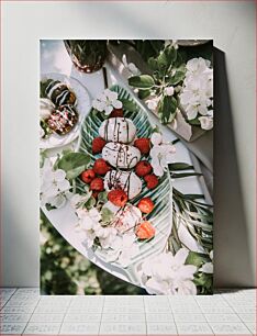 Πίνακας, Dessert with Flowers and Raspberries Επιδόρπιο με λουλούδια και σμέουρα