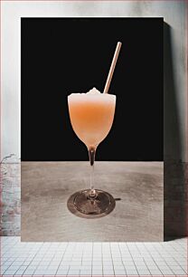 Πίνακας, Elegant Cocktail with Straw Κομψό κοκτέιλ με καλαμάκι