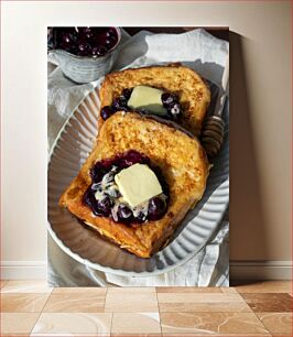 Πίνακας, French Toast with Berries and Butter Γαλλικό τοστ με μούρα και βούτυρο