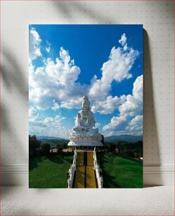 Πίνακας, Gigantic Buddha Statue under Blue Sky Γιγαντιαίο άγαλμα του Βούδα κάτω από το μπλε ουρανό