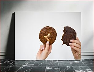 Πίνακας, Hands Holding Cookies Χέρια που κρατούν μπισκότα