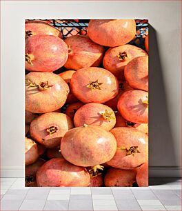 Πίνακας, Heap of Pomegranates Σωρός από ρόδια