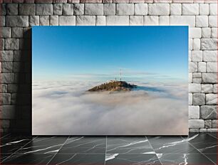 Πίνακας, Hilltop Radio Tower Above the Clouds Ραδιοπύργος στην κορυφή του λόφου πάνω από τα σύννεφα