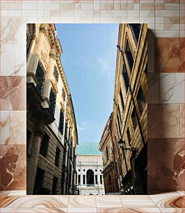 Πίνακας, Historical Alleyway with Blue Sky Ιστορικό δρομάκι με γαλάζιο ουρανό