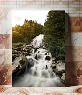 Πίνακας, Majestic Waterfall in Forest Μεγαλοπρεπής Καταρράκτης στο Δάσος