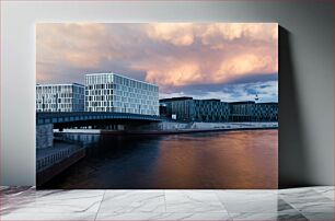 Πίνακας, Modern Buildings by the River at Sunset Σύγχρονα κτήρια δίπλα στον ποταμό στο ηλιοβασίλεμα