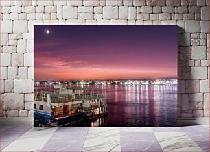 Πίνακας, Moonlit Cityscape by the Water Φεγγαρόφωτο αστικό τοπίο δίπλα στο νερό