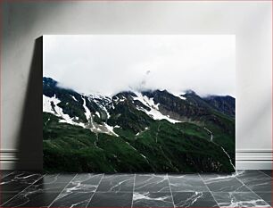 Πίνακας, Mountain Peaks with Snow and Clouds Κορυφές βουνών με χιόνι και σύννεφα