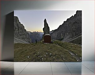 Πίνακας, Mountain Sunset near Rock Formation Βουνό ηλιοβασίλεμα κοντά στο σχηματισμό βράχου