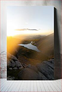 Πίνακας, Mountain Sunset Overlooking Lake Βουνό ηλιοβασίλεμα με θέα στη λίμνη