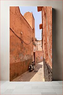 Πίνακας, Narrow Alley with Motorbike Στενό δρομάκι με μηχανάκι