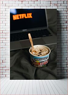 Πίνακας, Netflix and Ice Cream Netflix και παγωτό