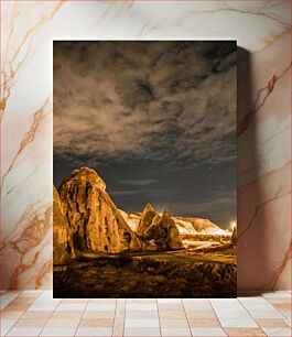 Πίνακας, Nighttime Rock Formations Βραχώδεις σχηματισμοί της νύχτας