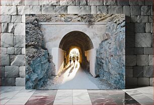 Πίνακας, People Walking Through Tunnel Άνθρωποι που περπατούν μέσα από τη σήραγγα