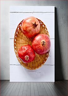 Πίνακας, Pomegranates in Woven Basket Ρόδια σε πλεκτό καλάθι