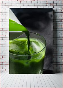Πίνακας, Pouring Green Drink Ρίχνοντας πράσινο ποτό
