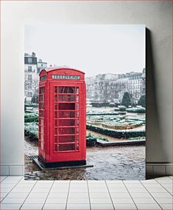 Πίνακας, Red Telephone Booth in Snowy City Κόκκινος τηλεφωνικός θάλαμος στη χιονισμένη πόλη