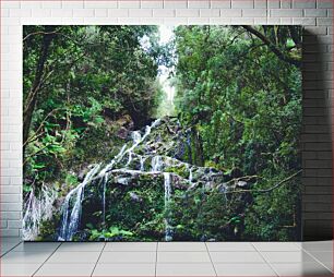 Πίνακας, Serene Waterfall in Lush Forest Γαλήνιος καταρράκτης στο καταπράσινο δάσος