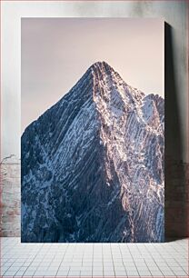 Πίνακας, Snow-Capped Mountain at Sunrise Χιονισμένο βουνό στο Sunrise