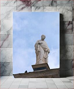 Πίνακας, Statue with Sky Background Άγαλμα με φόντο του ουρανού