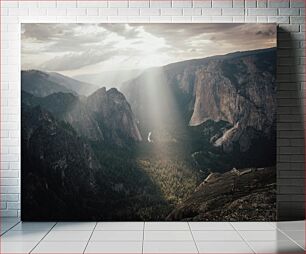 Πίνακας, Sunlight Through Mountain Valleys Το φως του ήλιου μέσα από τις ορεινές κοιλάδες