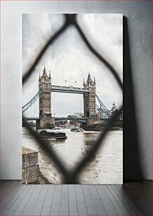 Πίνακας, Tower Bridge Through a Fence Tower Bridge Through a Fence