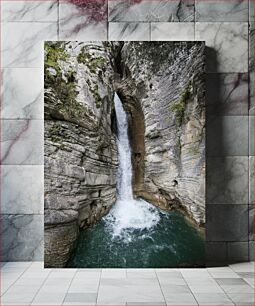 Πίνακας, Waterfall in Rocky Gorge Καταρράκτης στο Rocky Gorge