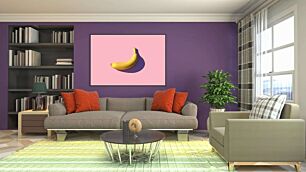 Πίνακας, μια μπανάνα που κάθεται πάνω από μια ροζ επιφάνεια