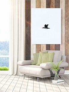 Πίνακας, ένα ασπρόμαυρο πουλί που πετά στον ουρανό