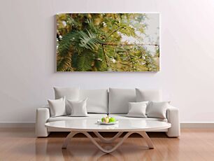 Πίνακας, ένα κλαδί δέντρου με πράσινα φύλλα