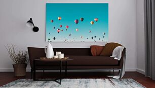 Πίνακας, ένα μάτσο αερόστατα που πετούν στον ουρανό