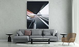 Πίνακας, ένα αυτοκίνητο που οδηγεί σε αυτοκινητόδρομο με μεγάλη ταχύτητα