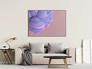 Πίνακας, κοντινό πλάνο ενός μωβ αντικειμένου σε ροζ φόντο