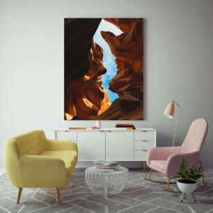 Πίνακας, κοντινό πλάνο ενός σχηματισμού βράχου με φόντο ουρανό