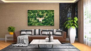 Πίνακας, ένα ελάφι που στέκεται στη μέση ενός καταπράσινου δάσους