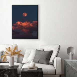 Πίνακας, πανσέληνος στον ουρανό με σύννεφα στο προσκήνιο