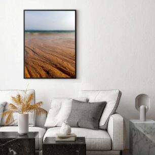 Πίνακας, αμμώδης παραλία με γαλάζιο ουρανό στο βάθος