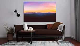 Πίνακας, θέα μιας οροσειράς στο ηλιοβασίλεμα