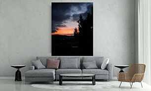 Πίνακας, θέα ενός ηλιοβασιλέματος μέσα από μερικά δέντρα