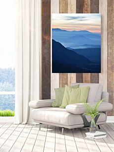 Πίνακας, άποψη μιας κοιλάδας με βουνά σε απόσταση