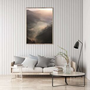 Πίνακας, ο ήλιος λάμπει μέσα από την ομίχλη στα βουνά