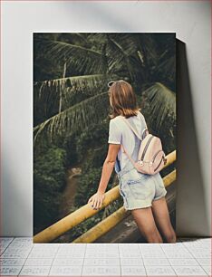 Πίνακας, A woman looking into the jungle Μια γυναίκα που κοιτάζει στη ζούγκλα